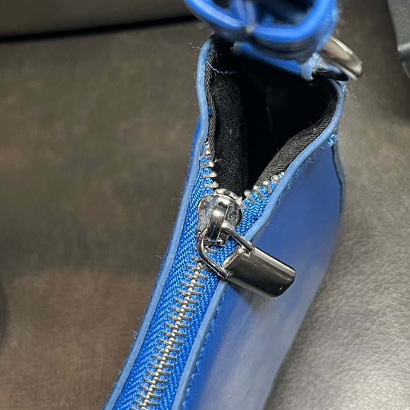 Blue Asymmetrical Baguette Bag with Silver Chain - Picture 6 of 7